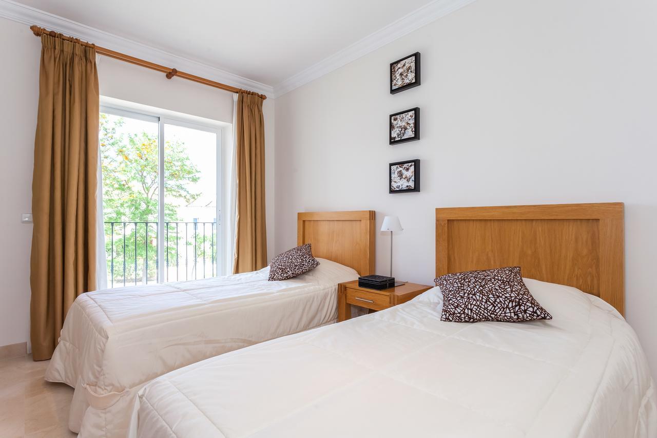 アルコス・デ・ラ・フロンテーラ Arcos Gardens Sol Rent Golfヴィラ エクステリア 写真